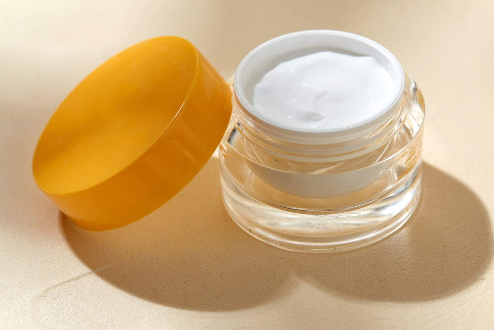 Compounded Progesterone Cream: A Pharmacist's Guide to Benefits, Uses, and What OTC Products Can't Do